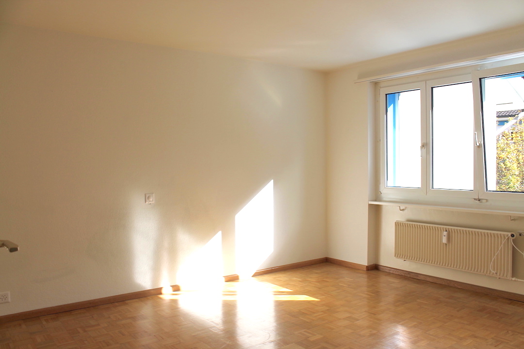 Sonnige 3.5 Zimmer Wohnung – STADT & LAND